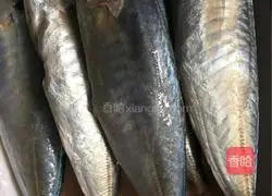 Illustration of how to make pan-fried fresh pond fish 1