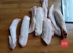 Illustration of how to make salted duck wings 2