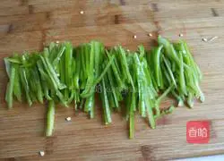 Xinwen Gourmet Spicy Shredded Pork Recipe Illustration 7