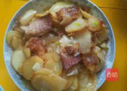 Illustration of how to make twice-cooked pork and potato slices 3