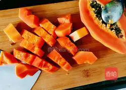 Illustration of Homemade Papaya, Mushroom and Hairtail 5