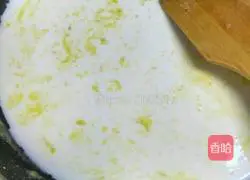 Illustration of how to make creamy mushroom bacon pasta 10