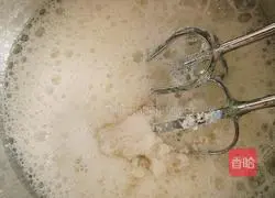 Illustration of how to make cream cake roll 7