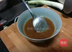 Illustration of how to make Kung Pao shrimp balls 7