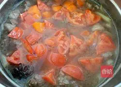 Illustration of how to make red wine braised beef 7