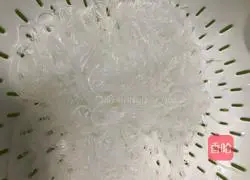 Illustration of steamed scallops with garlic vermicelli 2