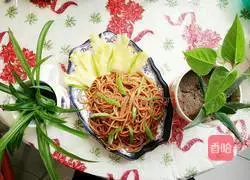 Illustration of how to make Chinese pasta with drinks 5