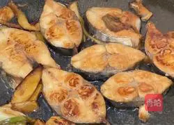 Fried Illustration of how to make mackerel 8