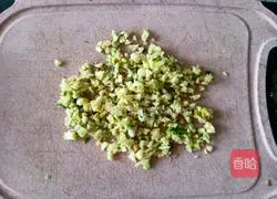 Illustration of how to steam shrimps with garlic vermicelli 4