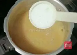 Illustration of how to make shrimp and vegetable porridge 14