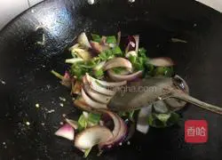 Illustration of how to make fried crab with curry pepper 6