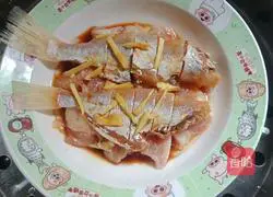 # steamed vegetables# Illustration of how to make salted fish and steamed meat 8