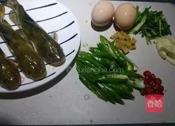 Illustration of how to cook poached eggs with yellow yatou 3