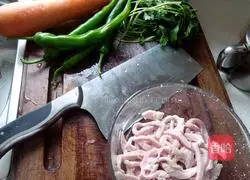 Illustration of how to make spicy shredded pork rice bowl 5