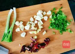 Illustration of home-style papaya, mushrooms and hairtail 4