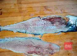 Illustration of how to make mackerel stuffed dumplings 2