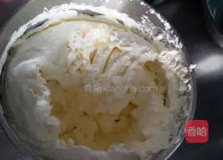 Illustration of how to make fruit cake 1