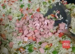 Illustration of how to make tomato sauce rice 6