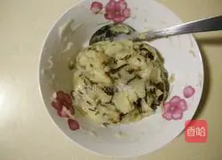 Illustration of making sauerkraut and mashed potatoes 15