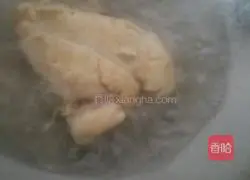 Spicy chicken shredded cold noodles Illustration of how to make noodles 1