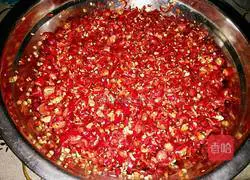 Illustration of making homemade Hunan chopped chili sauce 4