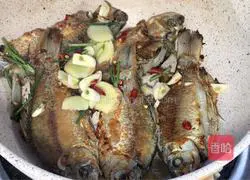 Illustration of Spicy Crispy Bone Fish Recipe 6