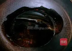 Illustration of how to stir-fry shrimps with colored peppers 10