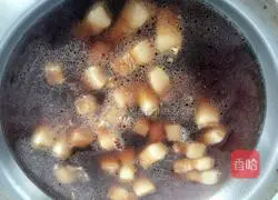 Illustration of how to make braised pork and cabbage vermicelli 9