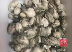 Illustration of how to make fried oysters with pepper 1