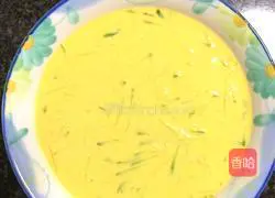 Illustration of how to make cucumber, meat floss and tomato sauce egg pancake 7