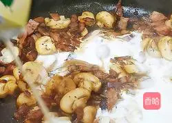 Recipe for Italian Bacon Mushroom Cream Pasta Illustration 4