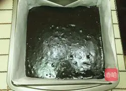 Illustration of how to make mellow chocolate cake 8