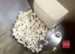 Illustration of how to make homemade tofu buns 8