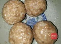 Illustration of how to make leftover rice croquettes 2