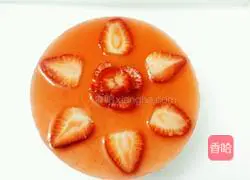 Illustration of how to make strawberry yogurt mousse 7