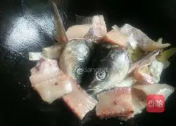 Illustration of how to make fresh boiled fish 9