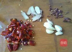 Illustration of how to make spicy crayfish 2