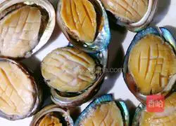Illustration of how to make garlic abalone 3
