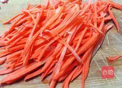 Illustration of how to make carrots and celery 1