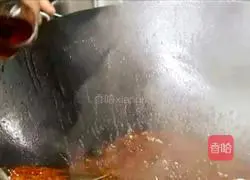 Illustration of how to make four cups of chicken 2