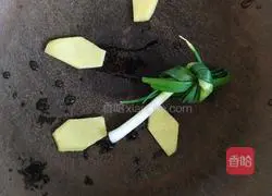 Illustration of how to cook shrimps in water 2