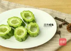 Illustration of how to make bitter melon stuffed with mashed potatoes 2