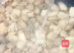 Illustration of how to stir-fry the flower armor with bean paste 3