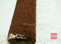 Black Forest Cake Roll Recipe Illustration 5