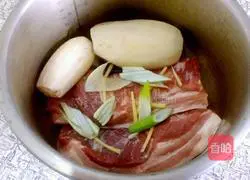 Illustration of how to make crispy pot 3