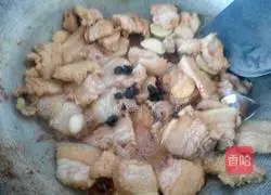 Illustration of how to make Xiangxi stir-fried pork 7