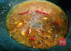 Illustration of how to make spicy hotpot at home 7