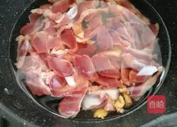 Illustration of how to make stir-fried chicken gizzards 3