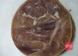 Illustration of how to make black pepper steak pasta 1