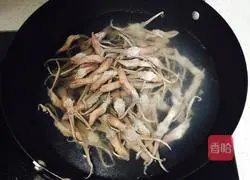 Illustration of making sauced duck tongue 2